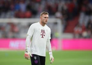 676876