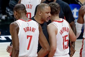 nba猛龙伊巴卡资料