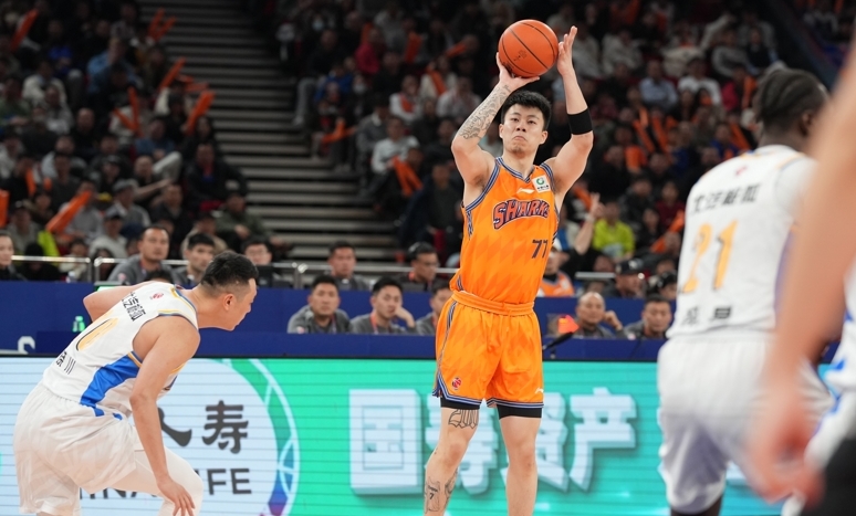 CBA半决赛G3今晚五棵松开战!北京北汽主场迎战上海久事,1-1平后谁能占得先机