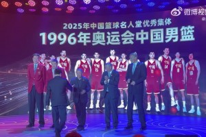 詹姆斯第一，库里第二！考辛斯给生涯合作过的球员排名