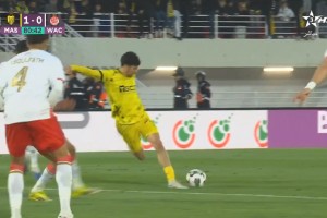 骚出宇宙！摩洛哥联赛球员禁区外逆天插花脚破门！预定普斯卡什奖