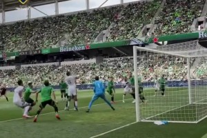 依旧犀利！你永远可以相信罗伊斯的角球！